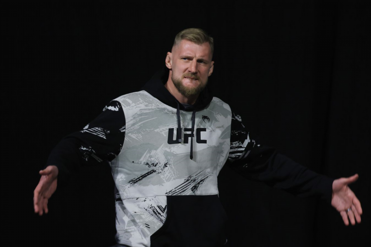 Ufc во сколько сегодня