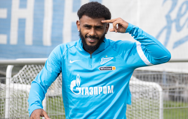 Во сколько футбол сегодня зенит