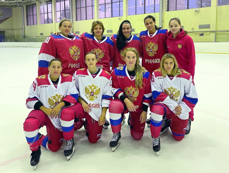 Женская хоккейная лига россии